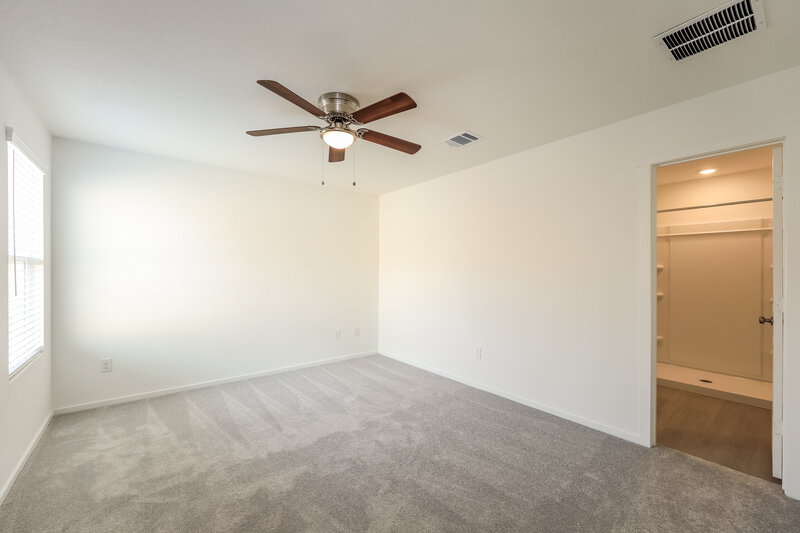 1,535/Mo, 433 Payton Pl Marion, TX 78124 Main Bedroom View