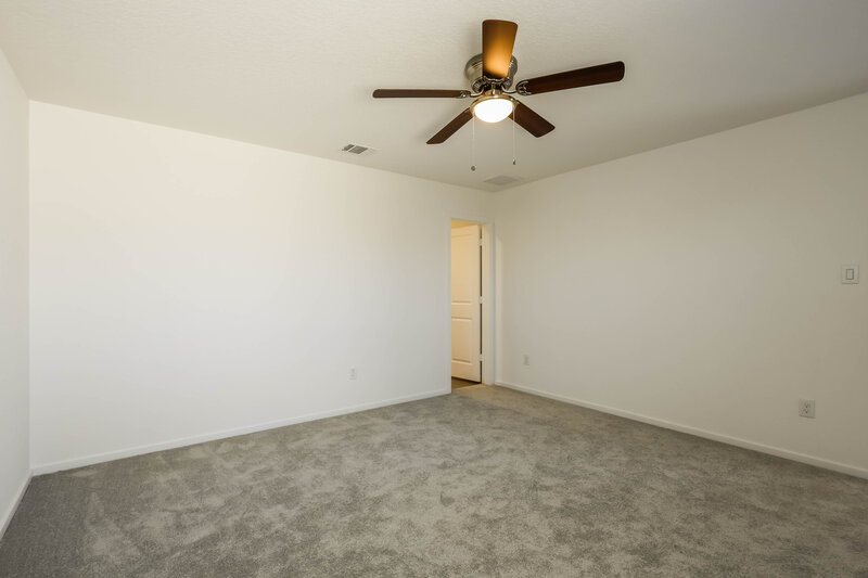 1,435/Mo, 437 Payton Pl Marion, TX 78124 Main Bedroom View 2