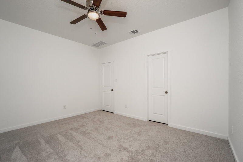 2,105/Mo, 606 Kayden Ct Marion, TX 78124 Main Bedroom View