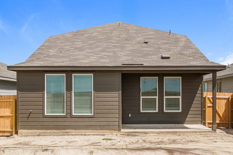 2,105/Mo, 606 Kayden Ct Marion, TX 78124 Rear View