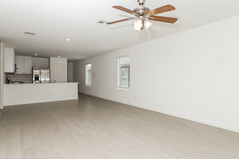 1,755/Mo, 11710 California Rose Converse, TX 78109 Living Room View 2