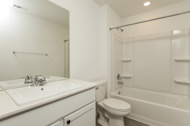 1,755/Mo, 11710 California Rose Converse, TX 78109 Bathroom View