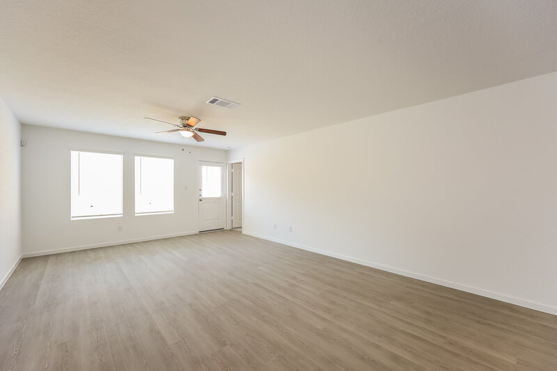 1,740/Mo, 425 Payton Pl Marion, TX 78124 Living Room View