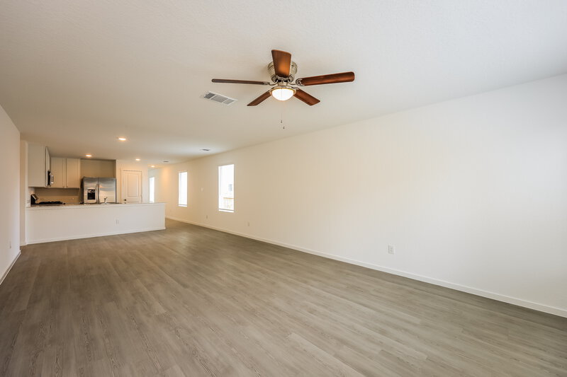 1,740/Mo, 425 Payton Pl Marion, TX 78124 Living Room View 2