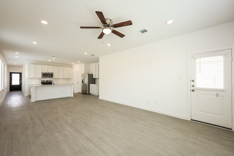 1,980/Mo, 530 Kayden Ct Marion, TX 78124 Living Room View 2