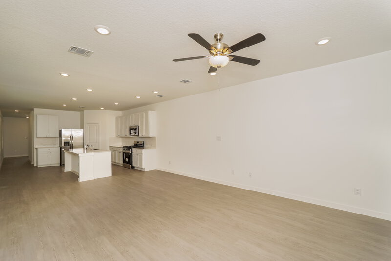 1,675/Mo, 610 Kayden Ct Marion, TX 78124 Living Room View 2
