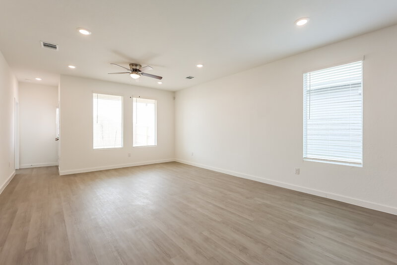 1,770/Mo, 542 Kayden Ct Marion, TX 78124 Living Room View 2