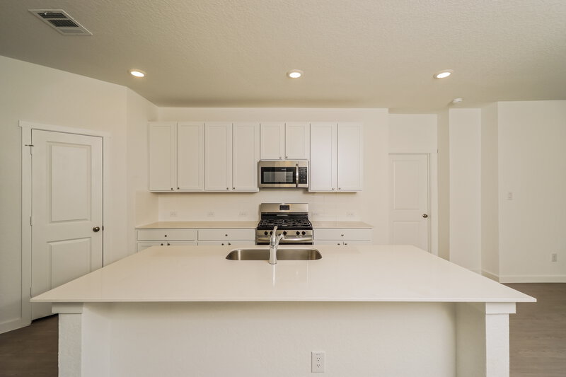 1,860/Mo, 538 Kayden Ct Marion, TX 78124 Kitchen View 2