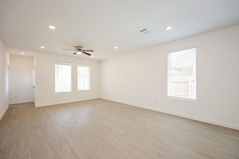 1,750/Mo, 534 Kayden Ct Marion, TX 78124 Living Room View