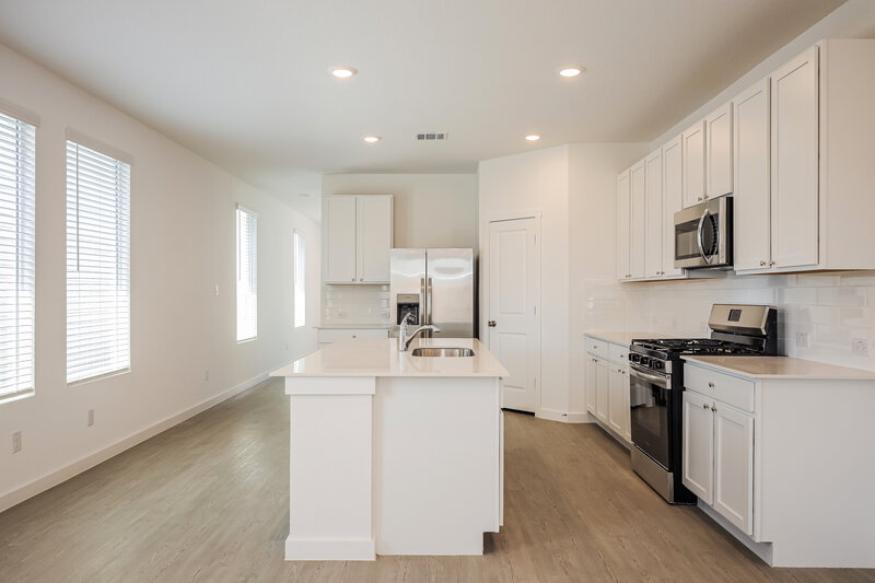 1,750/Mo, 534 Kayden Ct Marion, TX 78124 Kitchen View 3