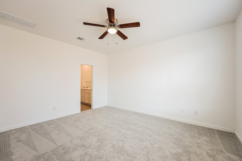 1,750/Mo, 534 Kayden Ct Marion, TX 78124 Main Bedroom View