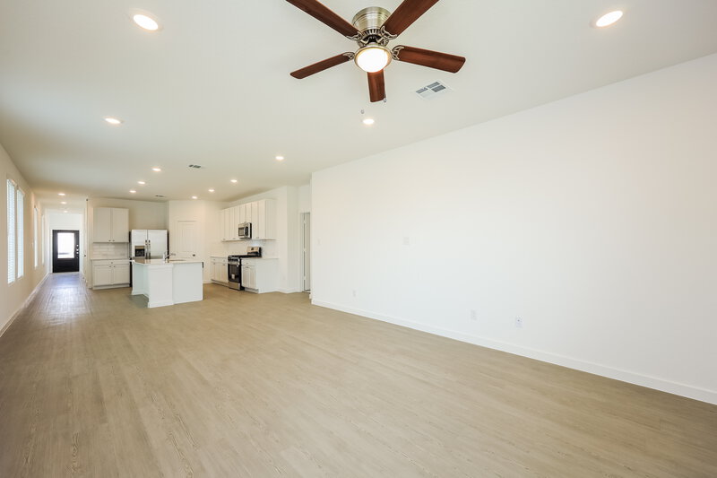 1,845/Mo, 526 Kayden Ct Marion, TX 78124 Living Room View 2