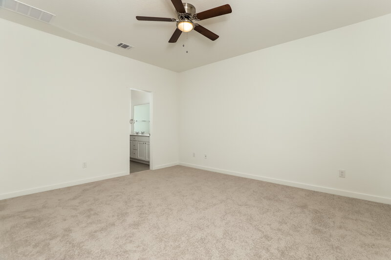 1,705/Mo, 518 Kayden Ct Marion, TX 78124 Main Bedroom View