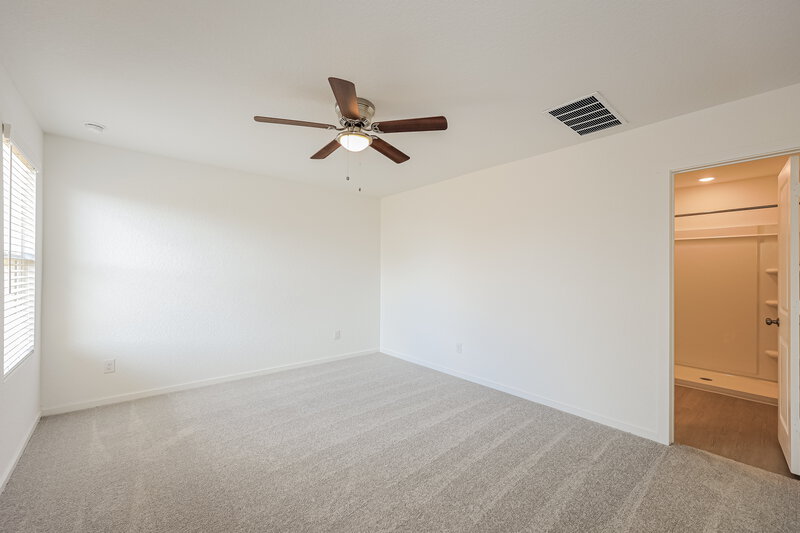 1,985/Mo, 11816 California Rose Converse, TX 78109 Main Bedroom View