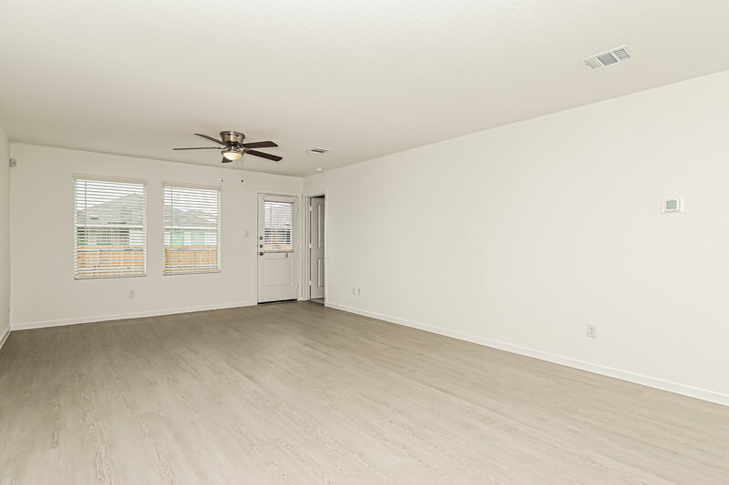 1,445/Mo, 11812 California Rose Converse, TX 78109 Living Room View