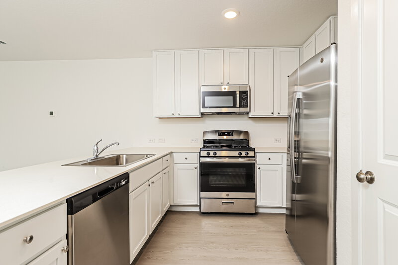 1,445/Mo, 11812 California Rose Converse, TX 78109 Kitchen View