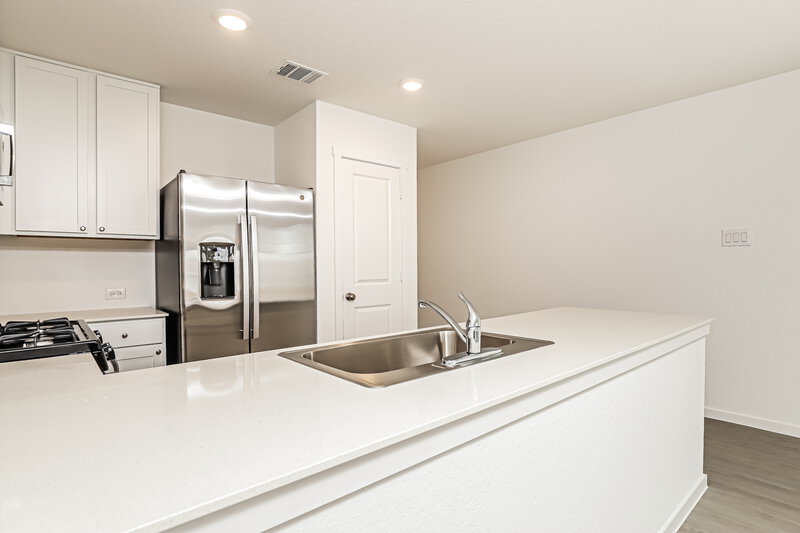 1,445/Mo, 11812 California Rose Converse, TX 78109 Kitchen View 3