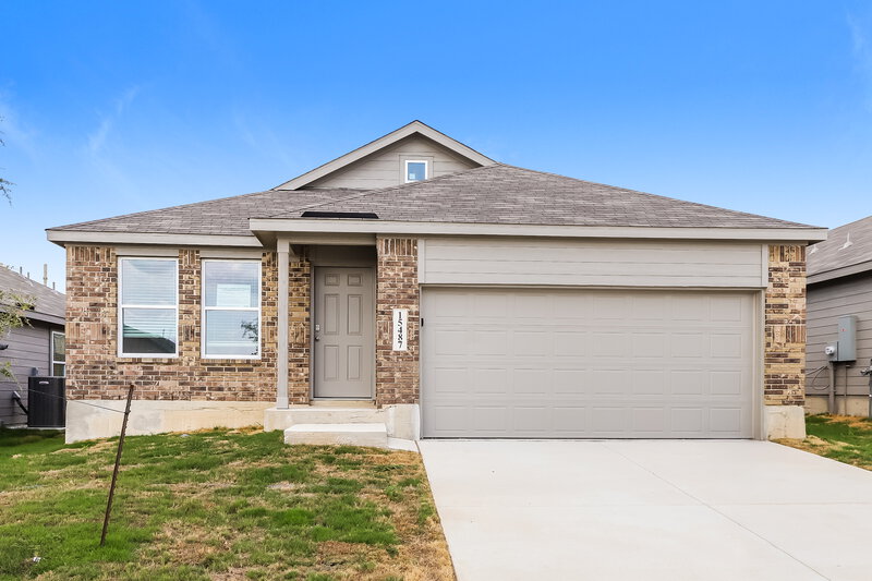 1,420/Mo, 15487 Jake Xing San Antonio, TX 78253 External View