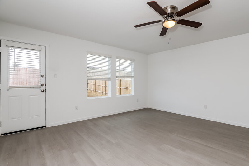 1,420/Mo, 15487 Jake Xing San Antonio, TX 78253 Living Room View