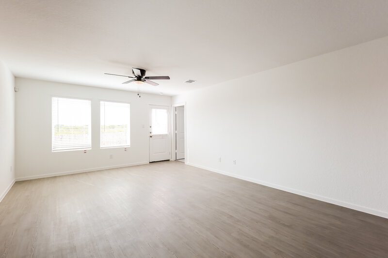 1,320/Mo, 533 Chevre Rd New Braunfels, TX 78130 Living Room View