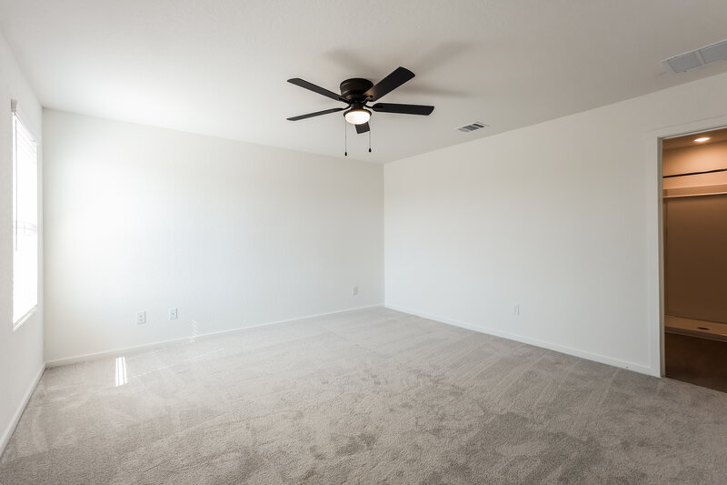 1,320/Mo, 533 Chevre Rd New Braunfels, TX 78130 Main Bedroom View