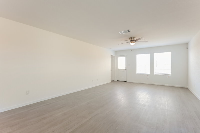 1,795/Mo, 1867 Musk Rose Converse, TX 78109 Living Room View