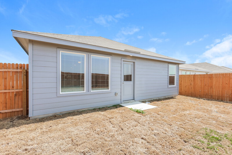 1,795/Mo, 1867 Musk Rose Converse, TX 78109 Rear View