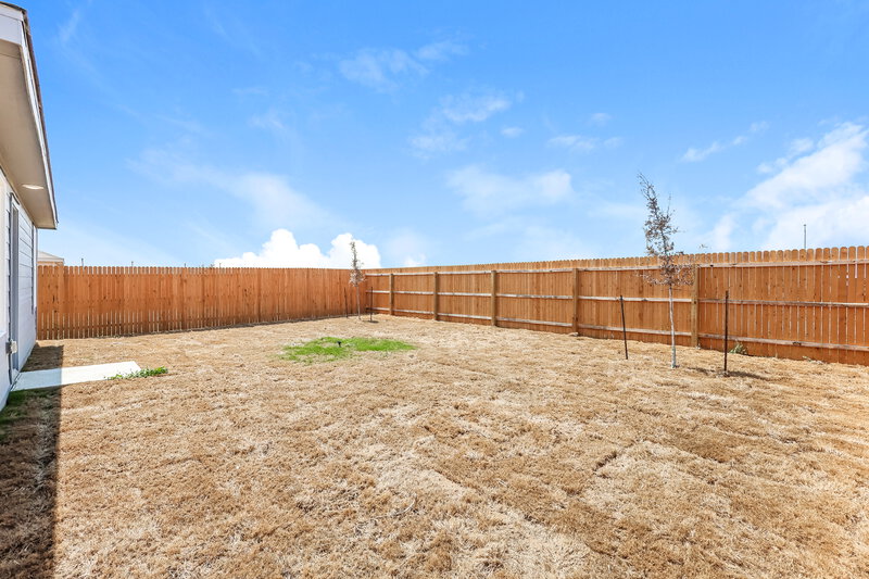 1,795/Mo, 1867 Musk Rose Converse, TX 78109 Backyard View