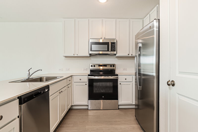 1,735/Mo, 517 Chevre Rd New Braunfels, TX 78130 Kitchen View