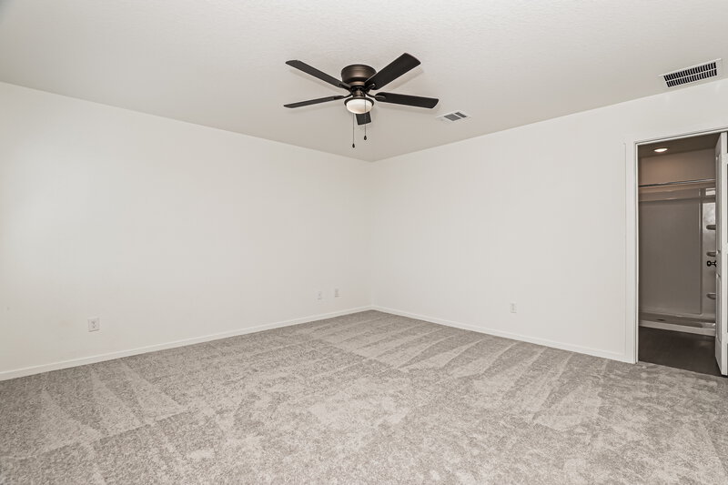 1,735/Mo, 517 Chevre Rd New Braunfels, TX 78130 Main Bedroom View
