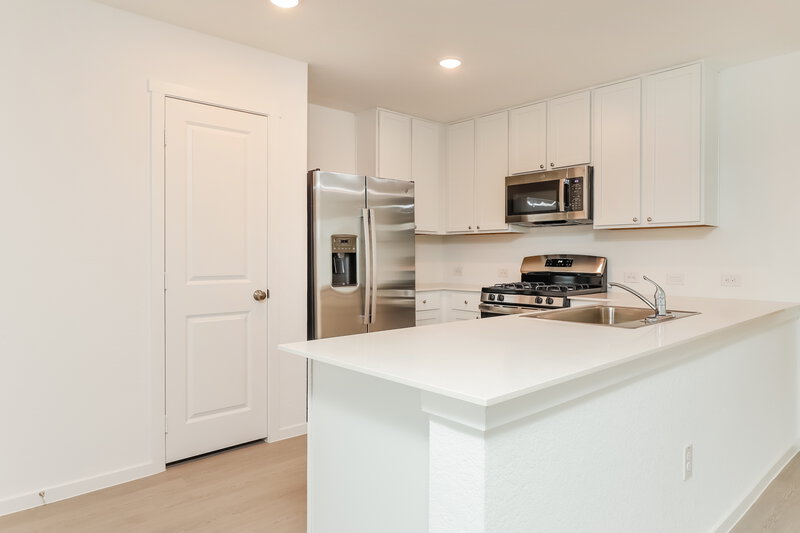 1,580/Mo, 15430 Jake Xing San Antonio, TX 78253 Kitchen View