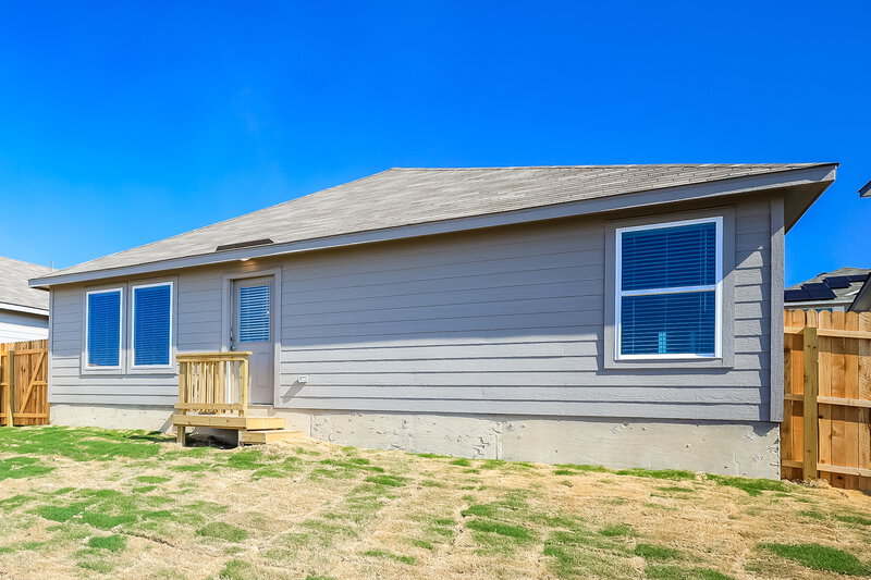 1,795/Mo, 15422 Jake Xing San Antonio, TX 78253 Rear View