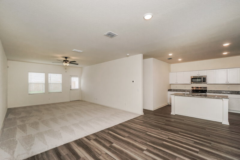 1,735/Mo, 5607 Finch Cyn Converse, TX 78109 Dining Room View