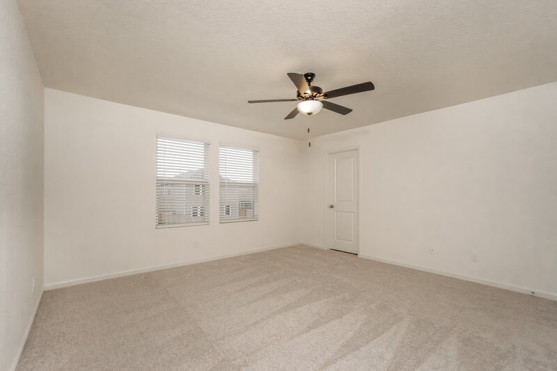 1,735/Mo, 5607 Finch Cyn Converse, TX 78109 Main Bedroom View 2