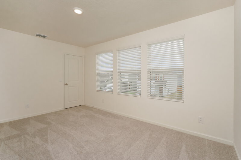 1,735/Mo, 5607 Finch Cyn Converse, TX 78109 Bedroom View 3