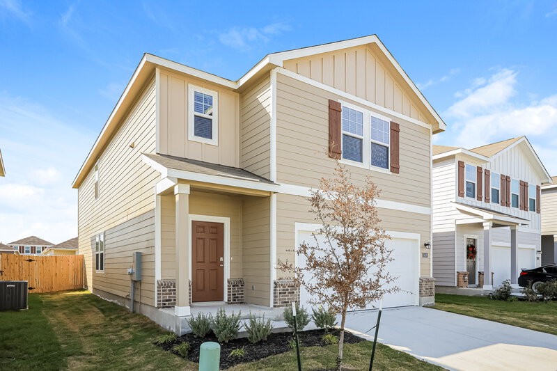 1,985/Mo, 5619 Finch Cyn Converse, TX 78109 Front View