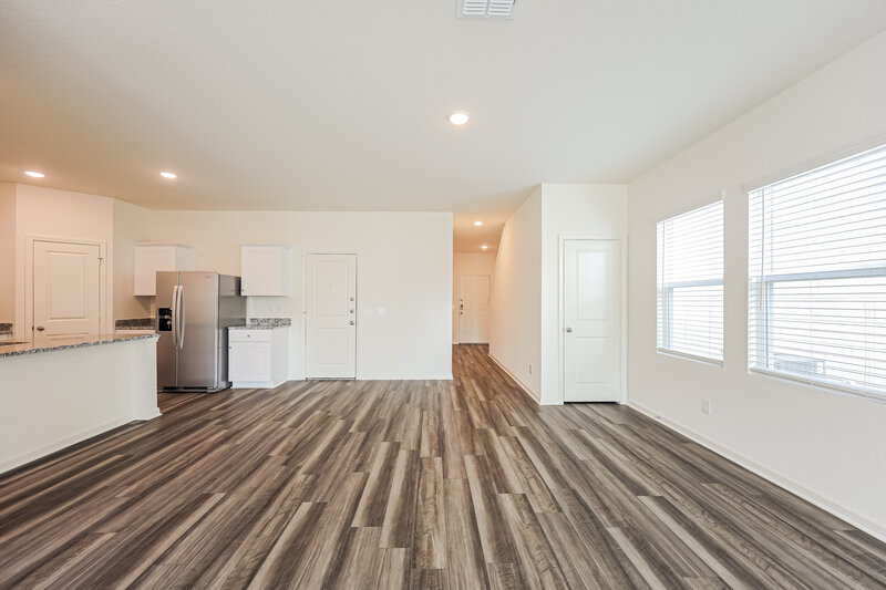 1,985/Mo, 5619 Finch Cyn Converse, TX 78109 Dining Room View