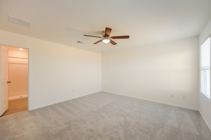 1,355/Mo, 1870 Musk Rose Converse, TX 78109 Main Bedroom View