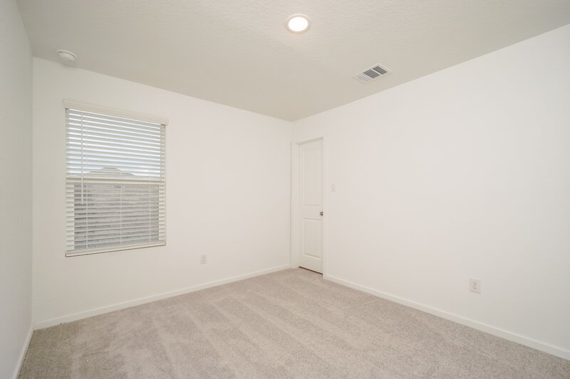 1,610/Mo, 1866 Musk Rose Converse, TX 78109 Bedroom View 2
