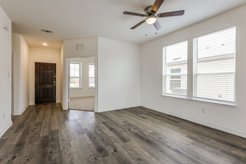 2,700/Mo, 1541 Golden Wheat New Braunfels, TX 78130 Living Room View 2