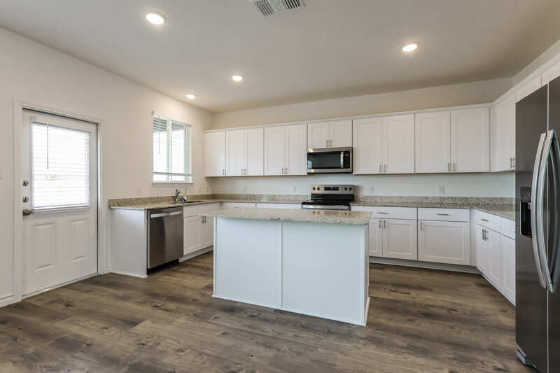 2,700/Mo, 1541 Golden Wheat New Braunfels, TX 78130 Dining Room View