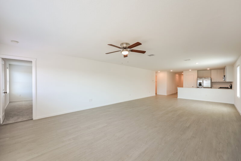 1,630/Mo, 15426 Jake Xing San Antonio, TX 78253 Living Room View 2