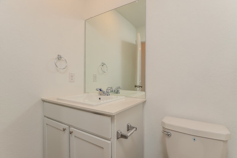 1,590/Mo, 2230 Croaker Crk San Antonio, TX 78253 Bathroom View