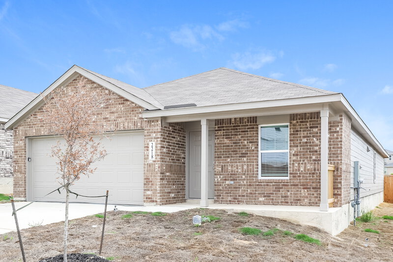 1,515/Mo, 2218 Croaker Crk San Antonio, TX 78253 Front View