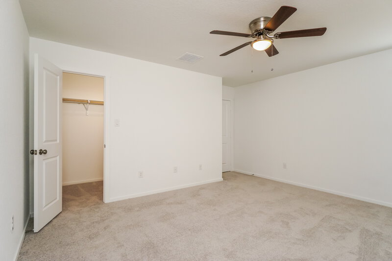 1,540/Mo, 2238 Croaker Crk San Antonio, TX 78253 Main Bedroom View