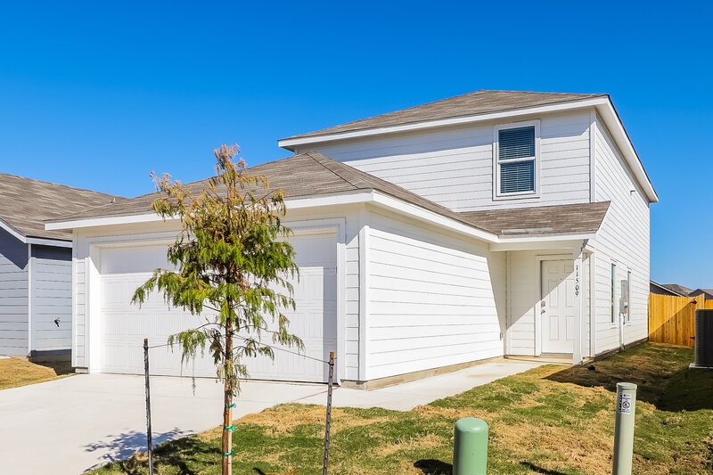 1,600/Mo, 11509 Chestnut Rose Converse, TX 78109 Front View