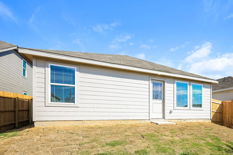 1,505/Mo, 10016 Mather Way Converse, TX 78109 Rear View