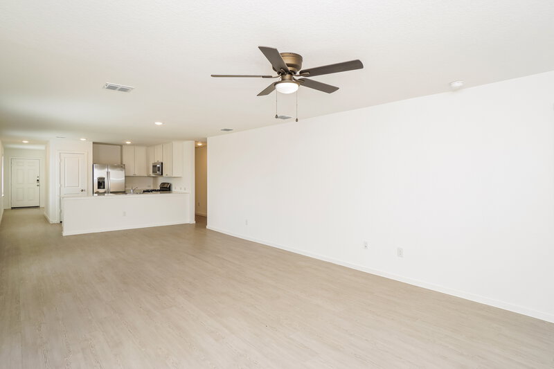 1,465/Mo, 10051 Mather Way Converse, TX 78109 Living Room View 2