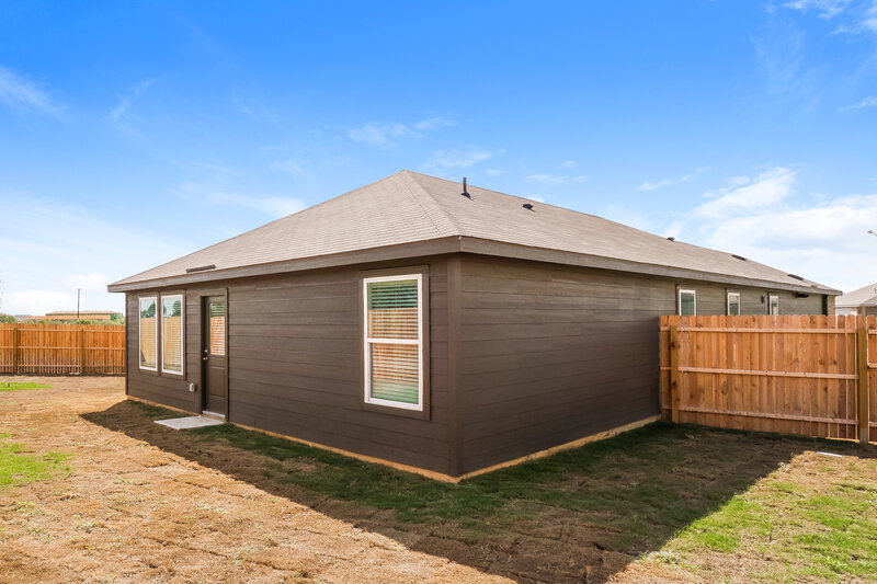 1,465/Mo, 10051 Mather Way Converse, TX 78109 Rear View 2