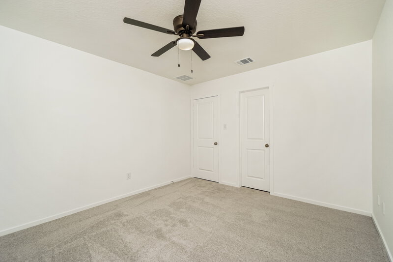 1,445/Mo, 11525 Chestnut Rose Converse, TX 78109 Main Bedroom View